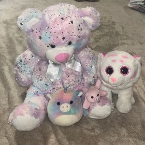 Lot of 4 stuffed animals